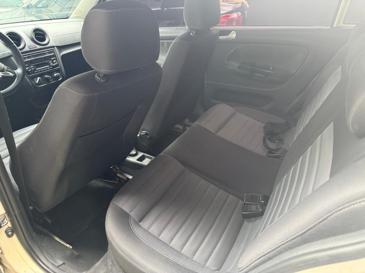Volkswagen Gol 1.6 Vht Total Flex Highline