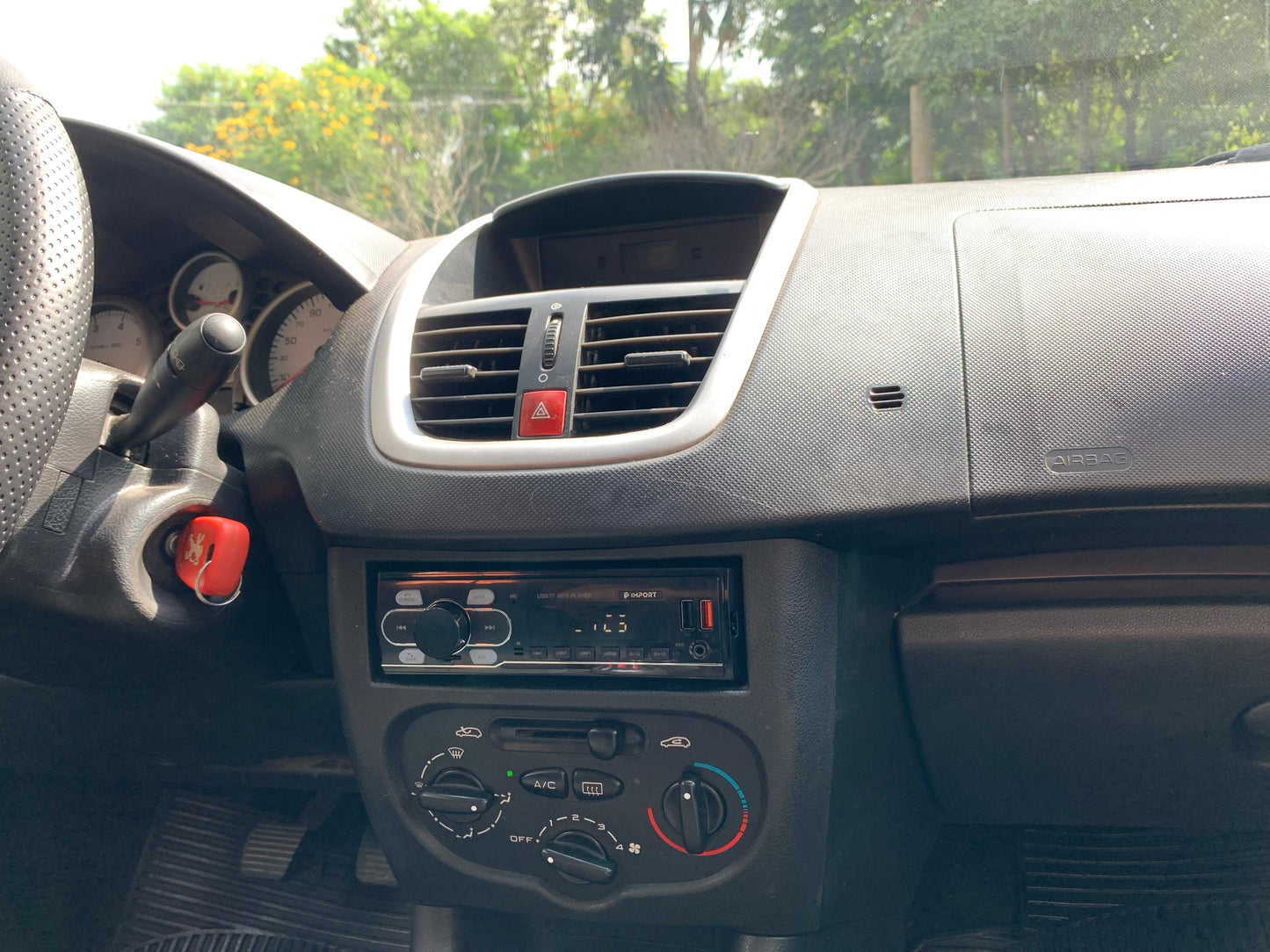 Peugeot 207 1.4 Flex Active