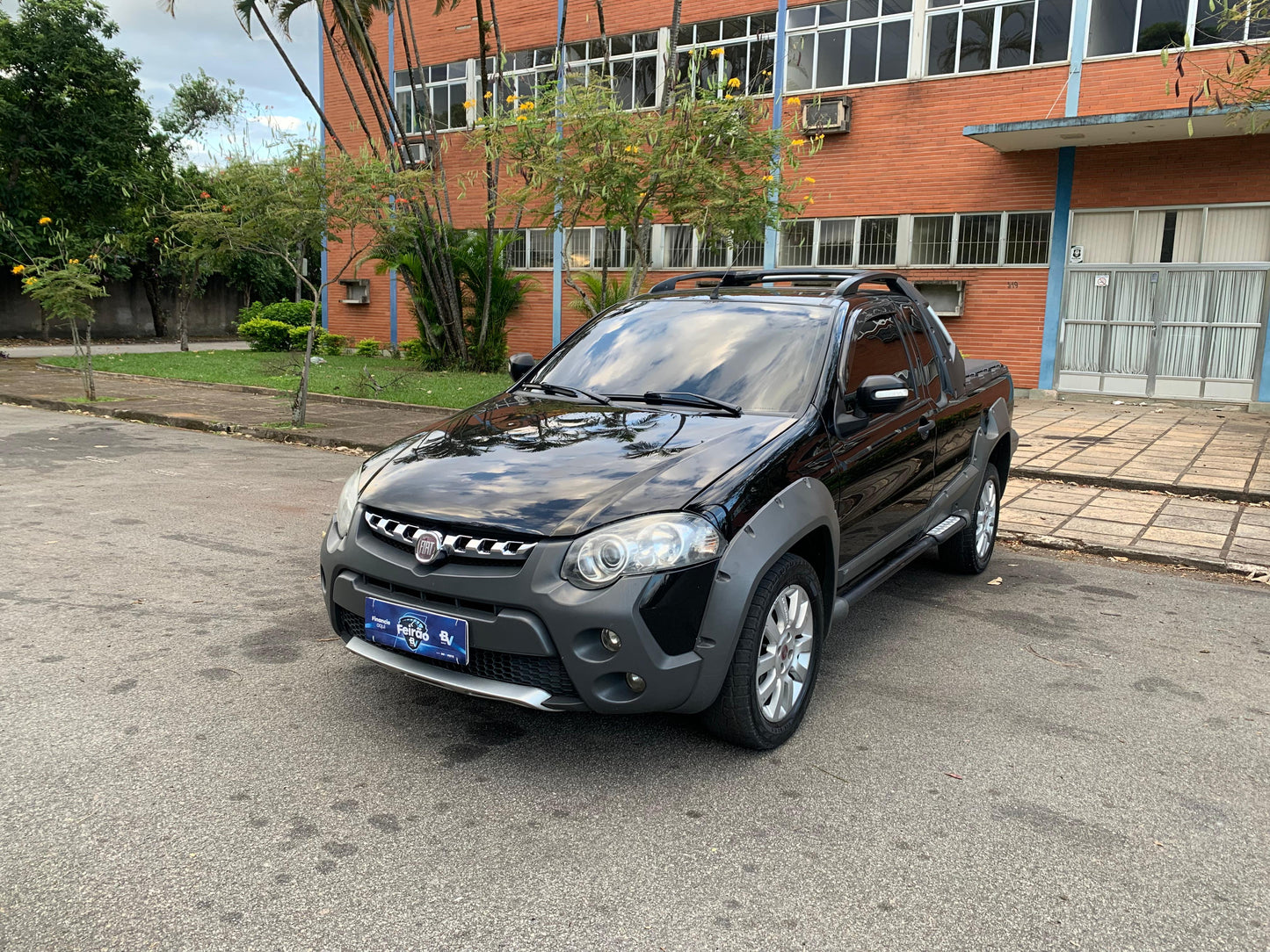 Fiat Strada 1.8 Flex Ce Adventure