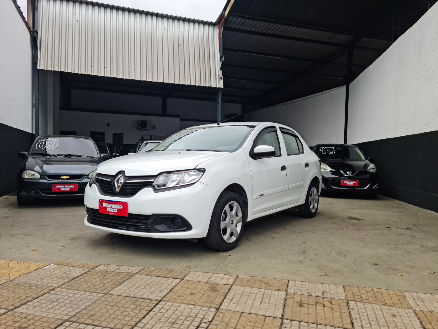 Renault Logan 1.0