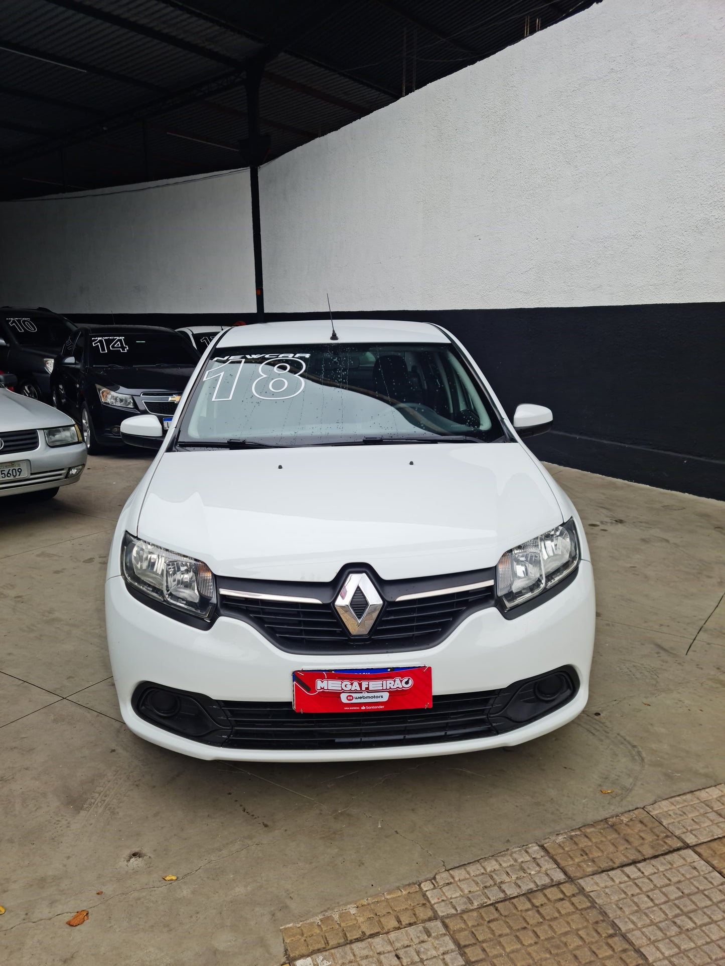 Renault Logan 1.0