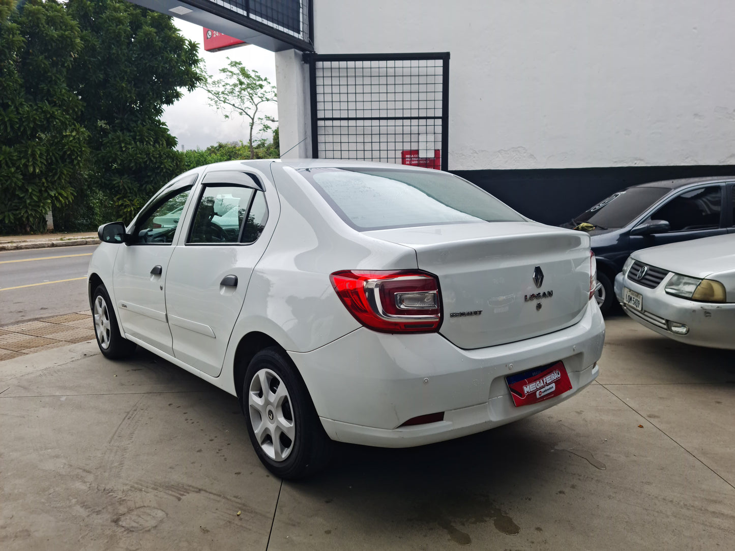 Renault Logan 1.0