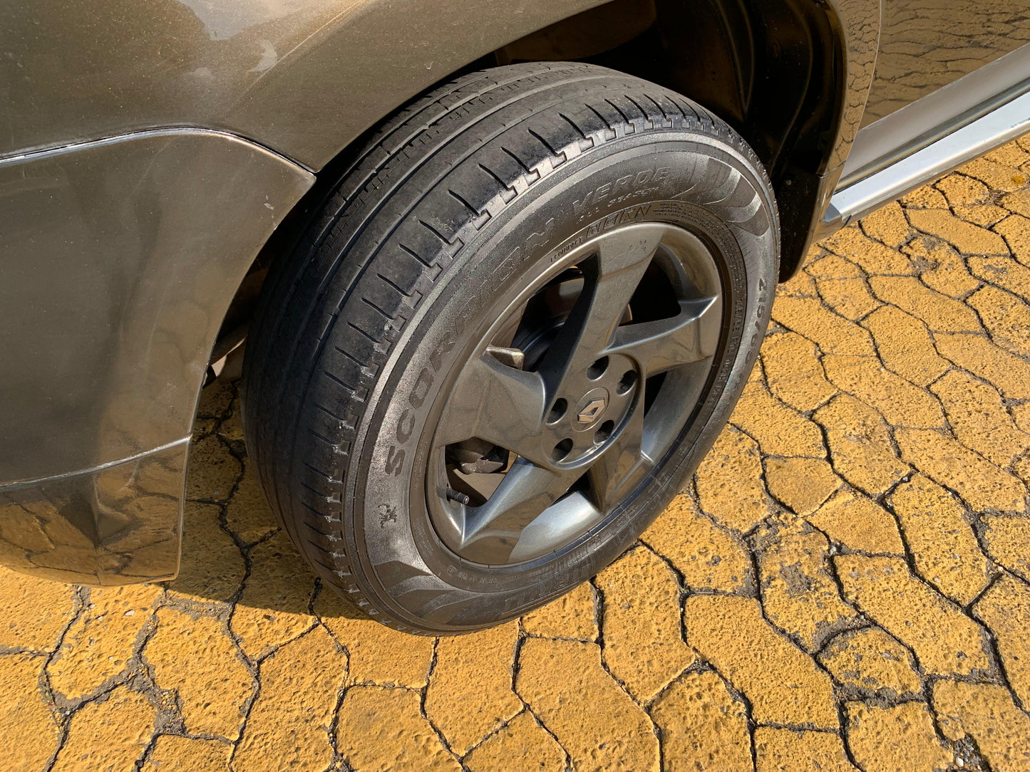 Renault Duster 1.6