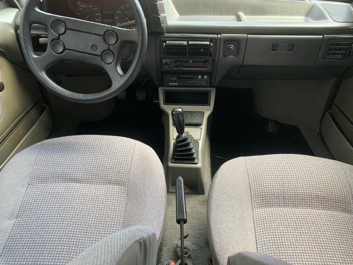 Volkswagen Voyage Gl 1.8