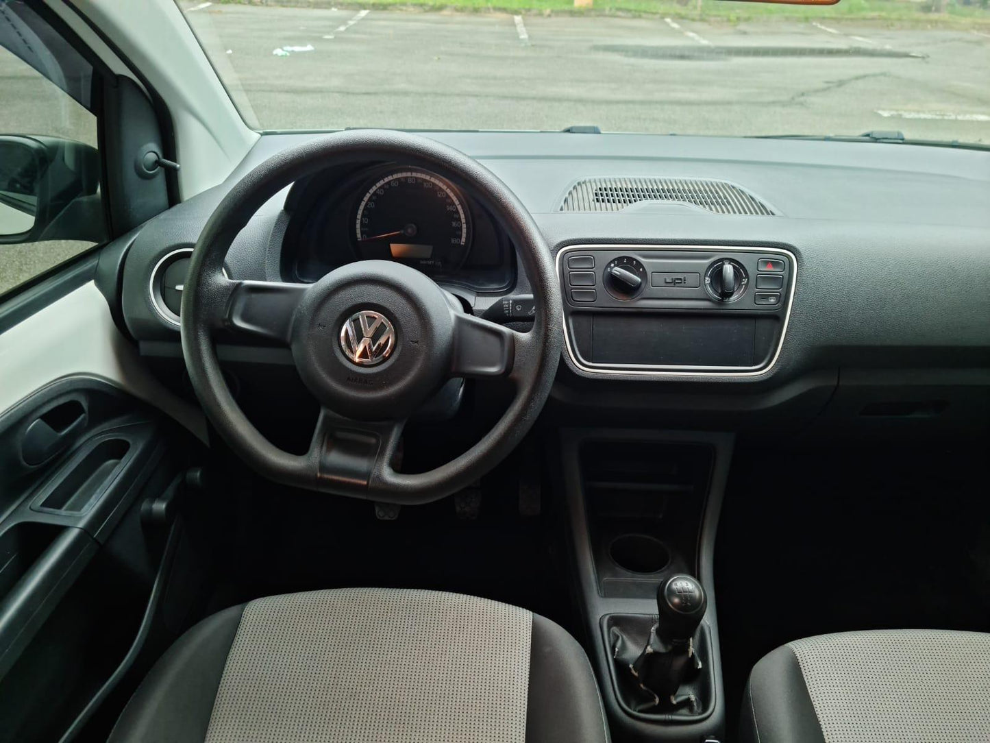 Volkswagen Up 1.0 12v Bluemotion E-flex Take Up!