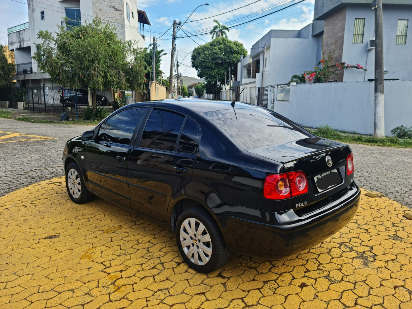 Volkswagen Polo 1.6 Sedan