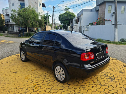 Volkswagen Polo 1.6 Sedan