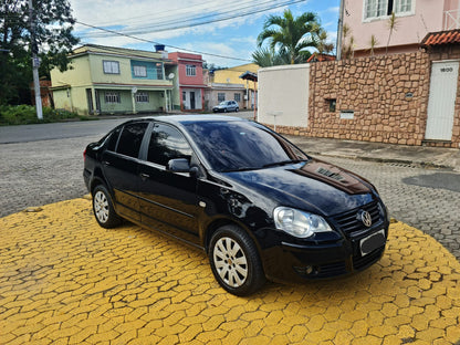 Volkswagen Polo 1.6 Sedan