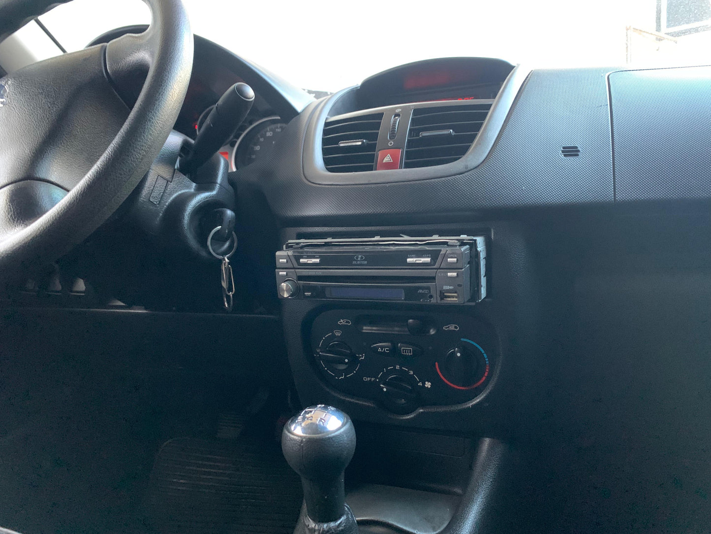 Peugeot 207 1.4 Flex