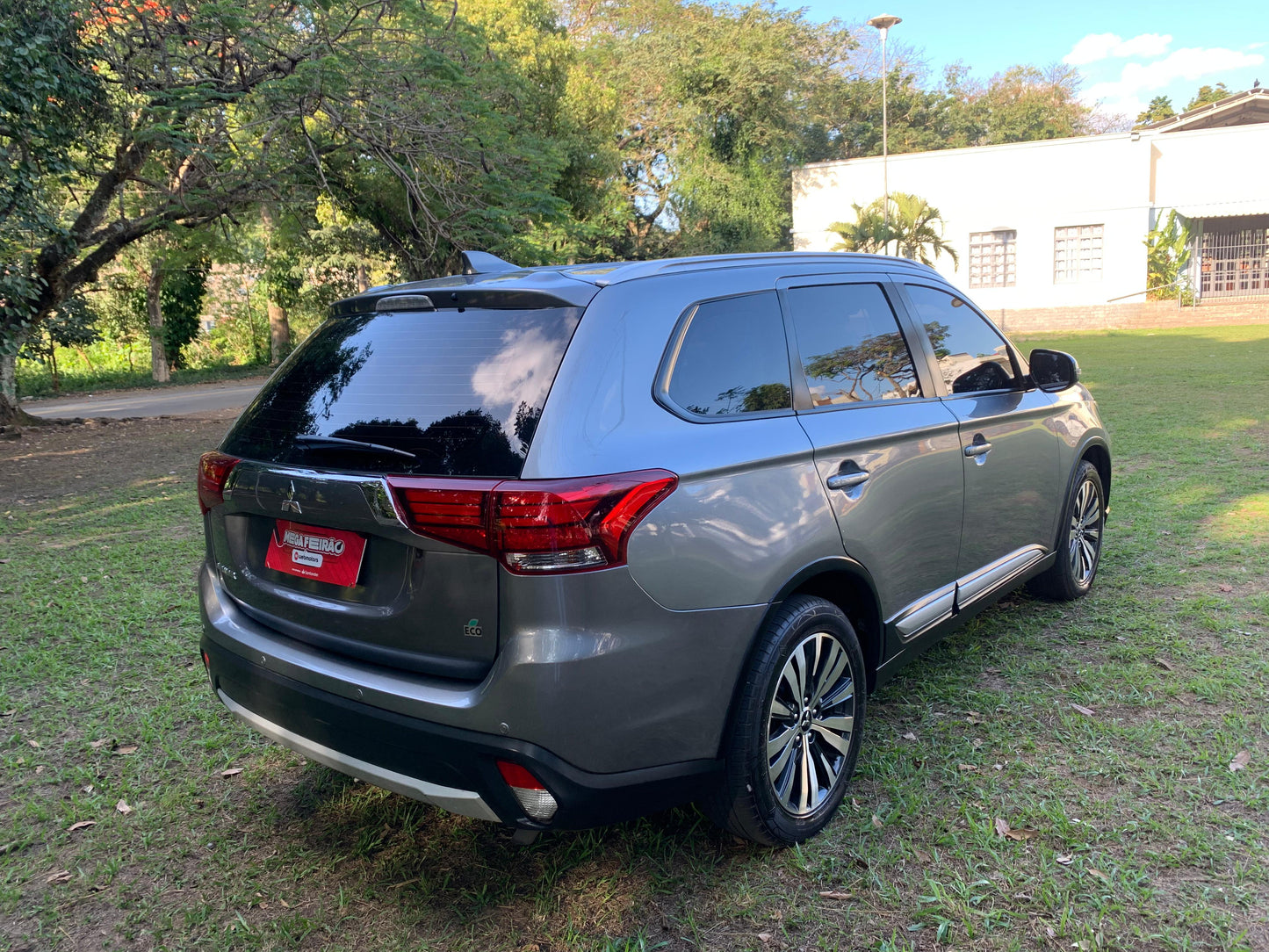 Mitsubishi Outlander 2.0
